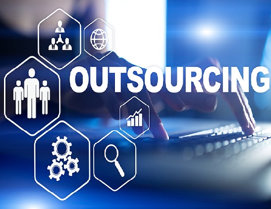 You are currently viewing The benefits of IT outsourcing for small businesses